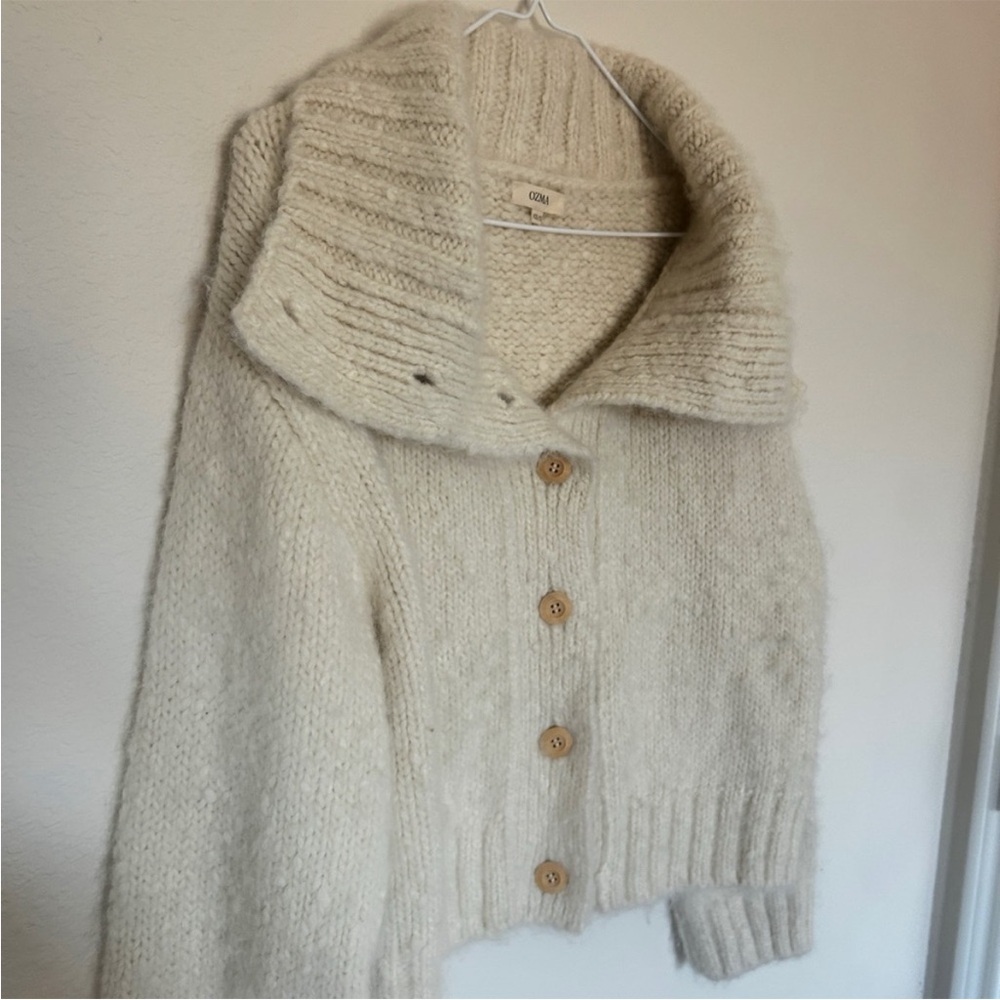 Ozma Cabin Cardi Huacaya Alpaca Natural - Picture 7 of 9